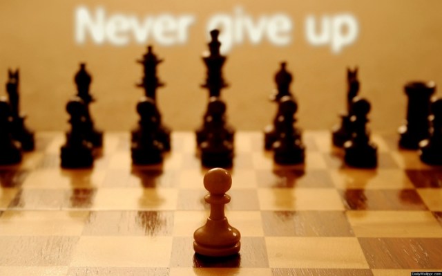 älä luovuta nössö